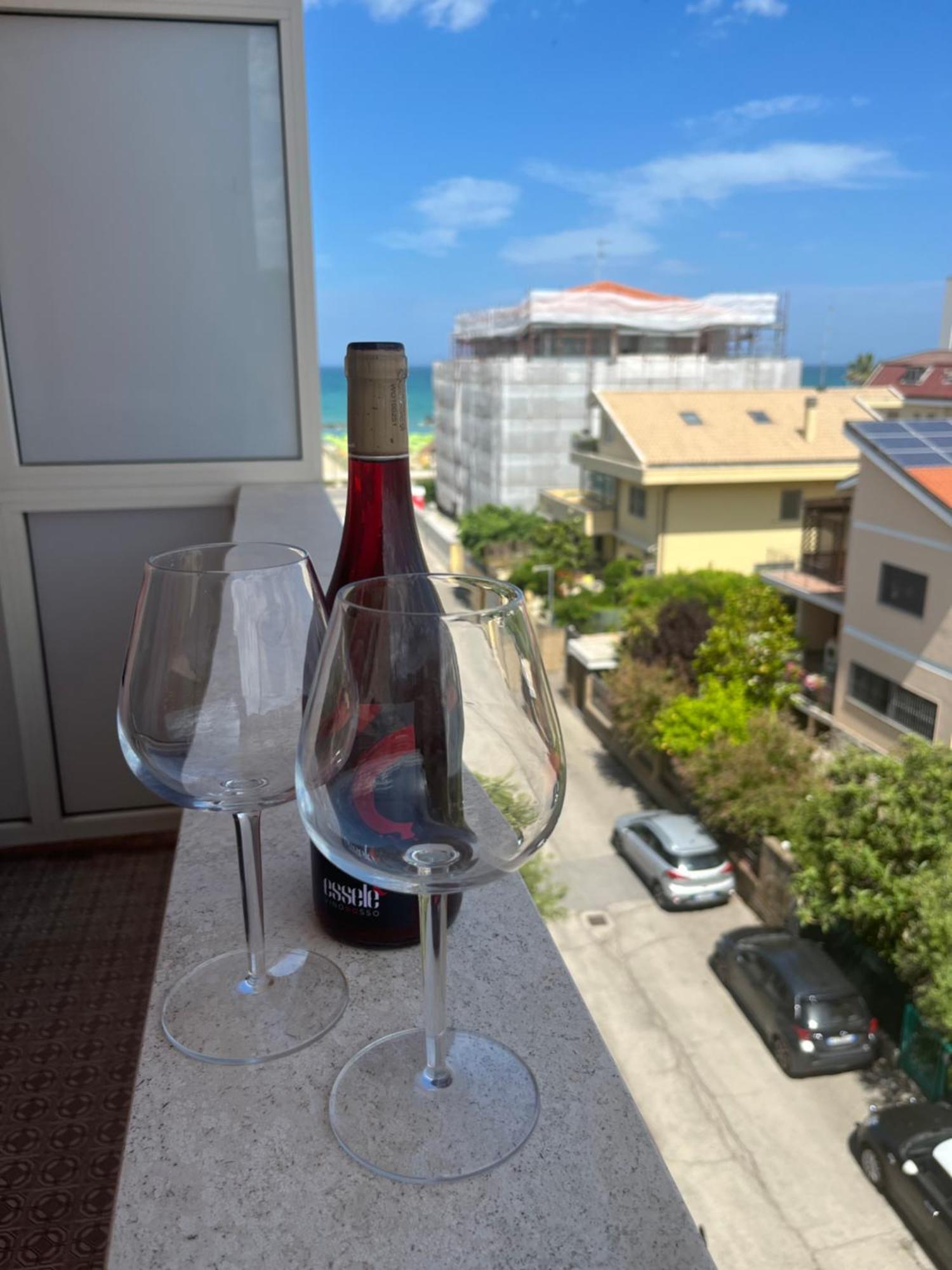 Teresa Al Mare Apartment Montesilvano Bagian luar foto